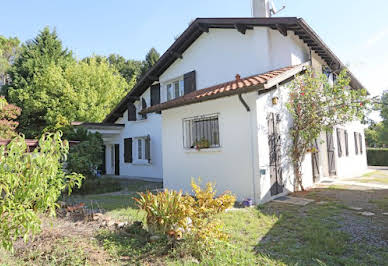 Villa 11