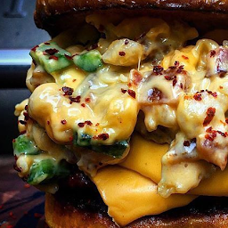 Mac Cheeseburger