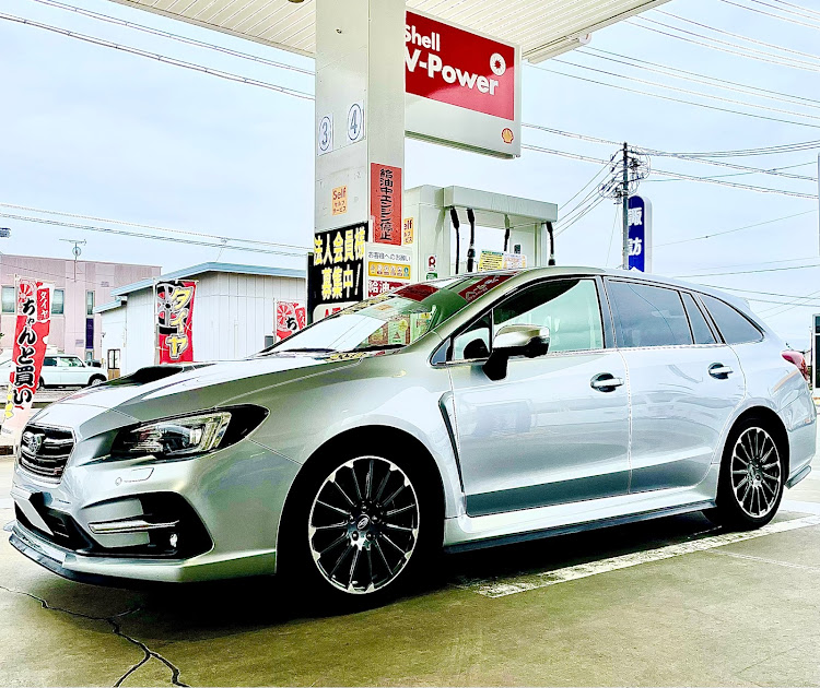 レヴォーグのレヴォーグ乗りと繋がりたい・レヴォーグSTI sports・レヴォーグ乗りと仲良くなりたいに関するカスタム事例の投稿画像1枚目