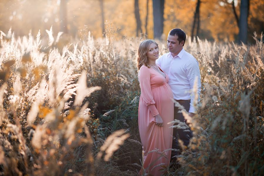 Wedding photographer Lyubov Dodkina (dodkina). Photo of 8 December 2014