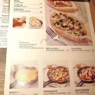 Pizza CreAfe’ 客意比薩.咖啡