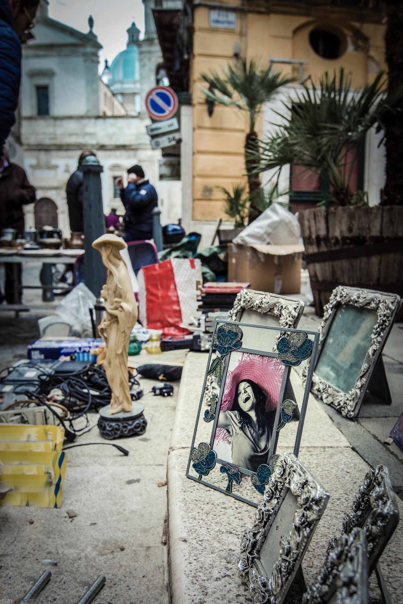 Inutile felicità di acastiglione