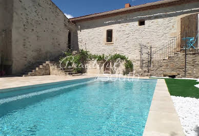 Maison avec piscine et jardin 2