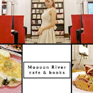 Moooon River Cafe & Books