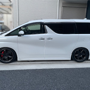 ヴェルファイア AGH30W