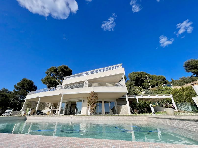 Vente villa 5 pièces 240 m² à Cannes (06400), 3 999 999 €