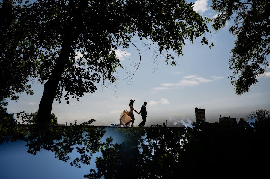 Fotógrafo de casamento Adina Nedisan (adinanedisan). Foto de 10 de setembro 2023