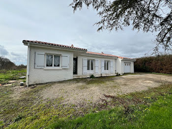 maison à Nieul-le-Dolent (85)