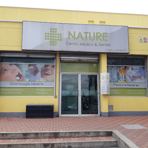 “NATURE” Centro Médico & Dental - Dentista