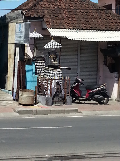 Sanggah Depan Indomaret