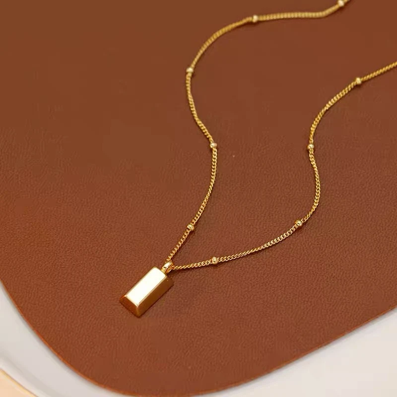 Collier en argent sterling pour femme Chaîne de pull de haute qualité Un bijou élégant pour sublimer toutes les tenues. Cadeau idéal pour femme.