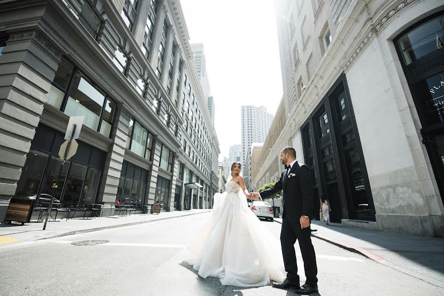 Fotógrafo de casamento Alena Evteeva (limchik). Foto de 7 de fevereiro 2019