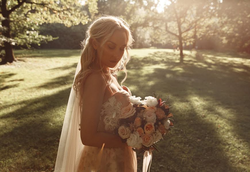 Fotógrafo de casamento Lera Turpak (leraturpak). Foto de 14 de maio 2020