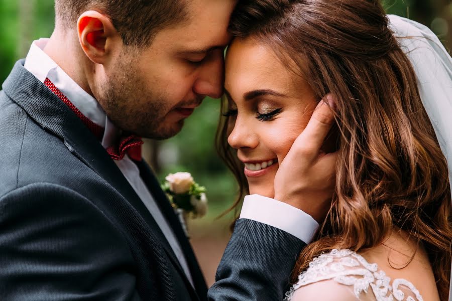 Fotógrafo de casamento Anastasiya Strelcova (nastya2307). Foto de 15 de agosto 2017