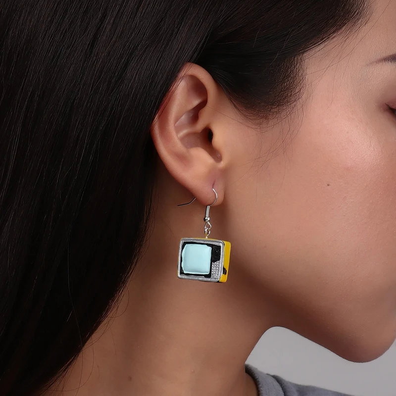 Boucles d'oreilles personnalisées avec objets anciens