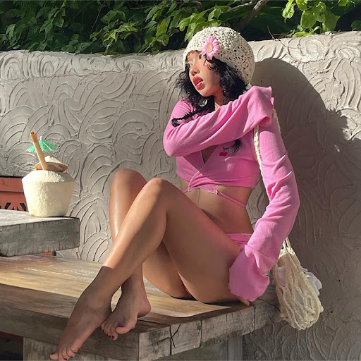 Title 5, Embroidered Long Sleeves Cropped Shorts Suit Women