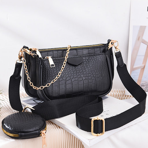 Title 8, Korean fashion versatile chain One Shoulder Mes...