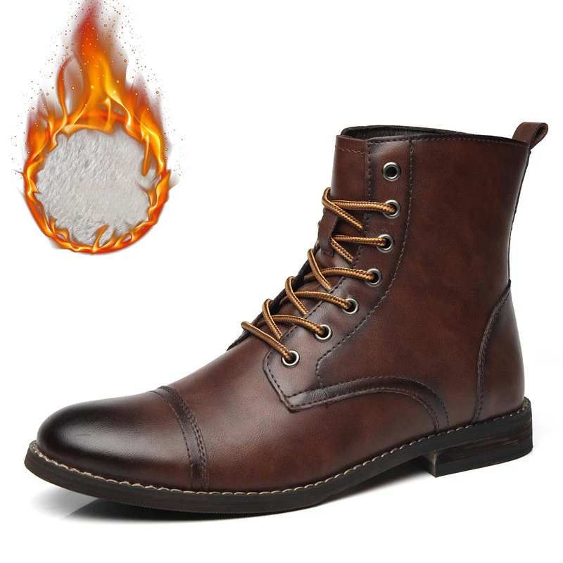 Bottes Martin montantes à bout pointu, l'alliance parfaite du style et du confort. Adoptez un look tendance et audacieux.