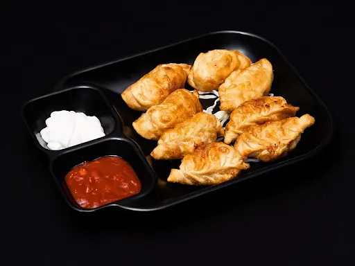 Veg Fried Momos [10 Pieces]