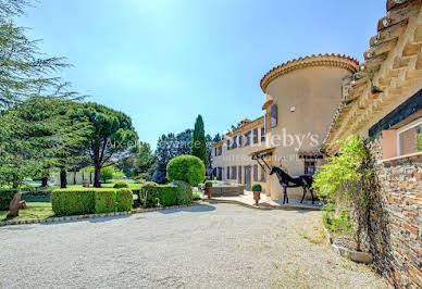 House with pool and terrace 19