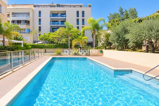 Apartment with terrace and pool 1