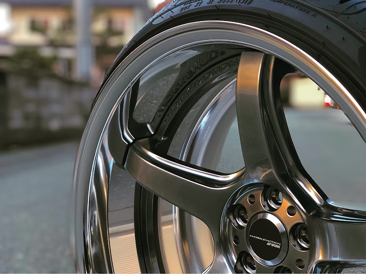 86のwork・workwheels・T5R2Pに関するカスタム事例の投稿画像3枚目