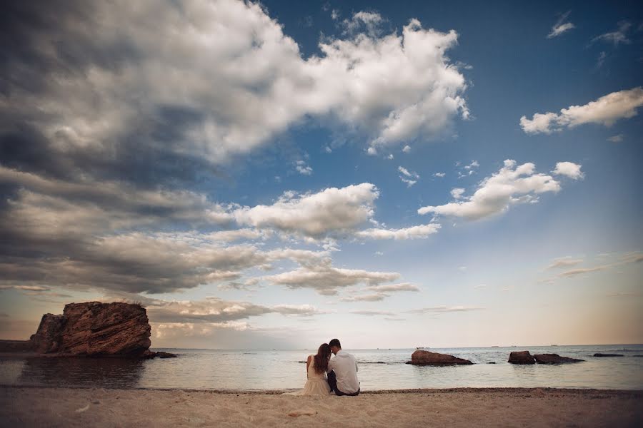 Fotografo di matrimoni Dmitriy Babin (babin). Foto del 26 settembre 2015