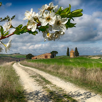 Primavera alla Cappella della Madonna di Vitaleta di 