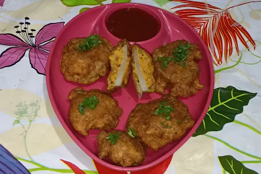 Potato Pakoda [8 Pieces]