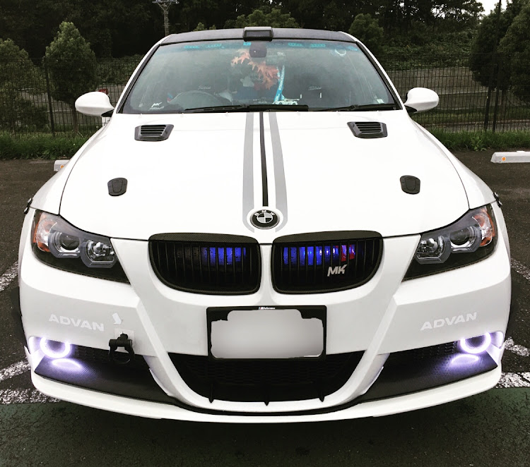 3シリーズ セダンのDIY・フロントリップ・Good Morning Guys!・E90に関するカスタム事例の投稿画像4枚目