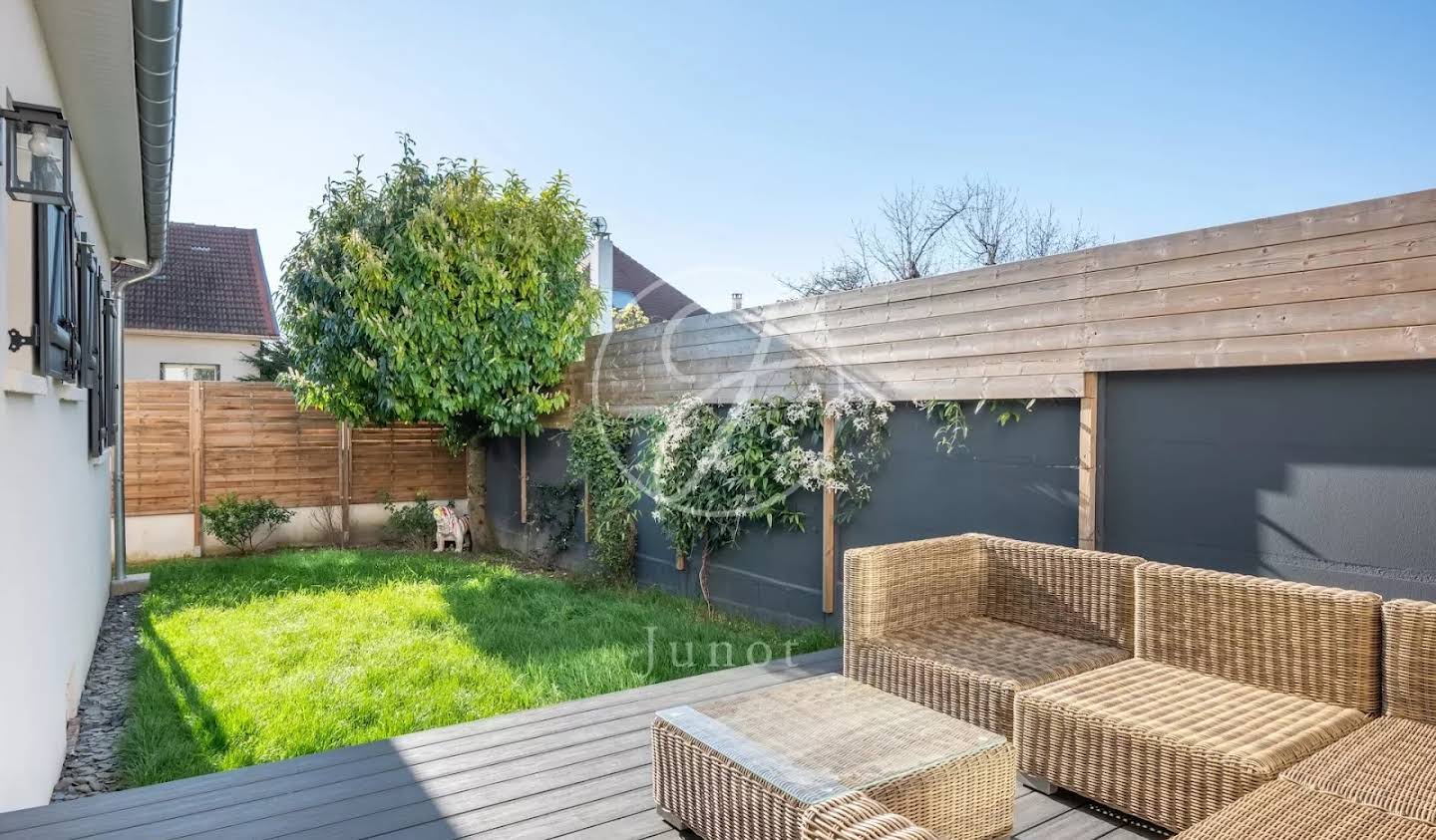 House with garden and terrace Rueil-Malmaison