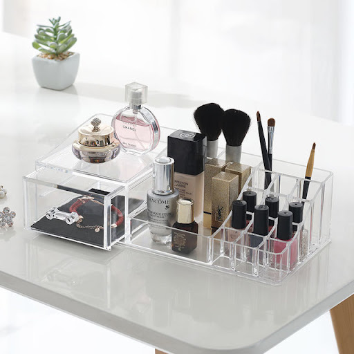 Title 2, Transparent cosmetic storage box for organizati...