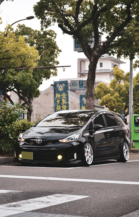 プリウスαの納車直後と今を貼れ・9月もよろしくお願いします。・workに関するカスタム事例の投稿画像2枚目