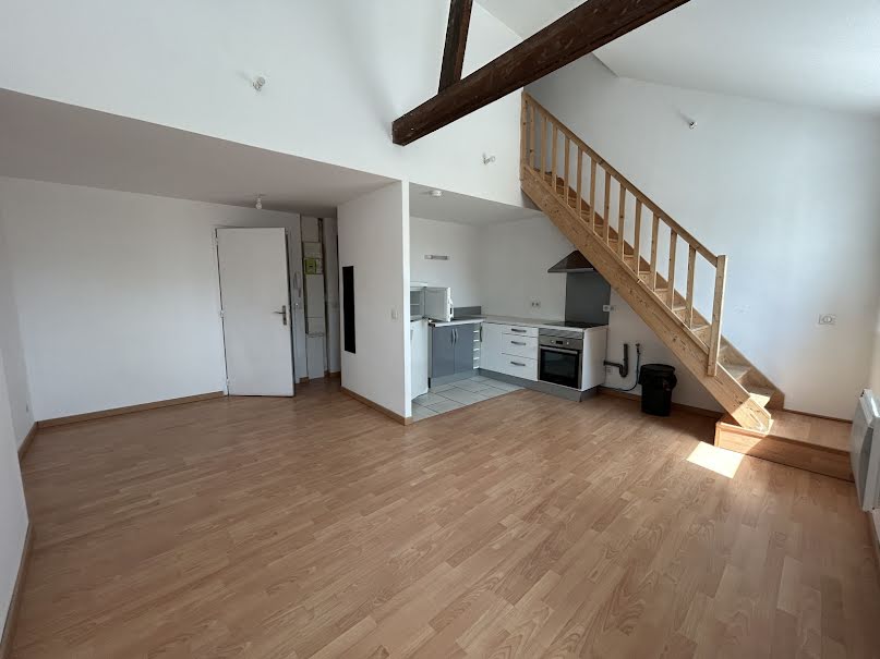 Location  duplex 2 pièces 41.59 m² à Le Cateau-Cambrésis (59360), 400 €