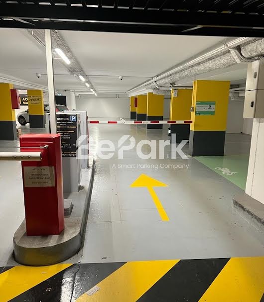 Location  parking  12 m² à Lyon 7ème (69007), 90 €