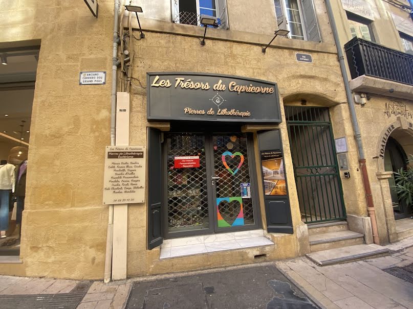 Vente locaux professionnels  53 m² à Aix-en-Provence (13090), 95 000 €