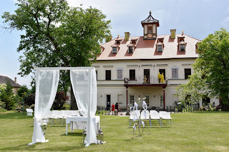 Fotógrafo de casamento Věra Lukešová (lukesovafoto). Foto de 21 de julho 2020