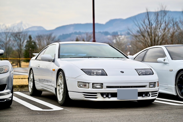 フェアレディZ 300ZX NAの新型フェアレディZ・プロトスペック・イカズチイエロー・アライブフーン・GTOに関するカスタム事例の投稿画像1枚目