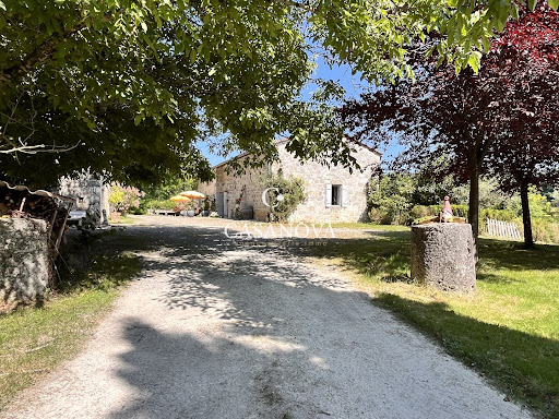 Property with pool 5