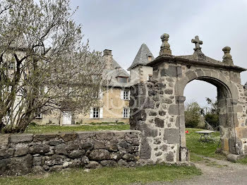 château à Mur-de-Barrez (12)