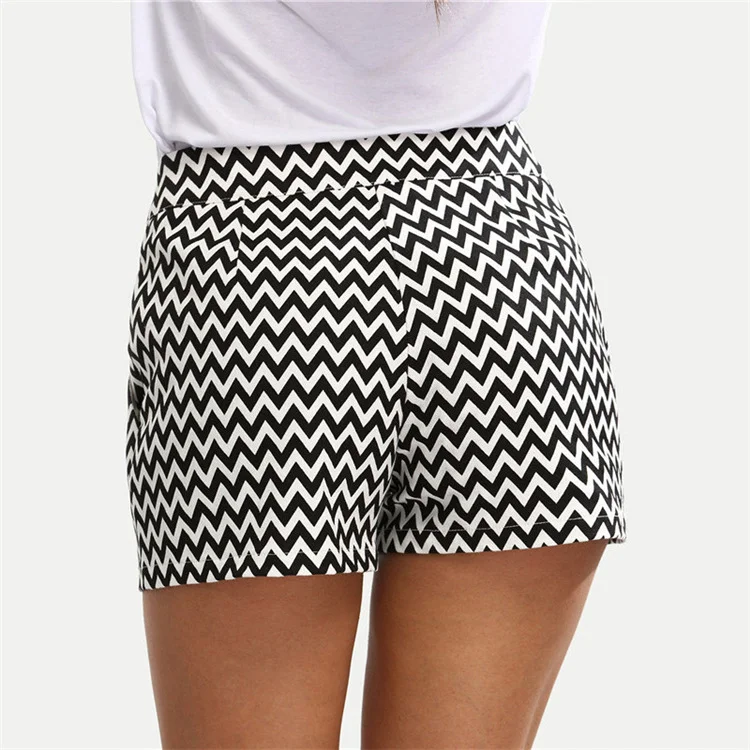 Title 6, Europese en Amerikaanse casual shorts met midde...