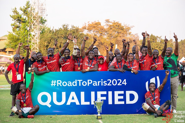 Patrick Odongo (2nd R) after helping Shujaa qualify for the Paris Olympics