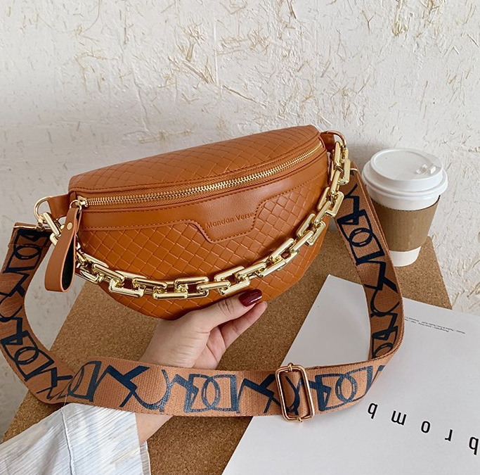 Title 5, Dikke Crossbody Tas met Ketting en Latwerk, Bor...