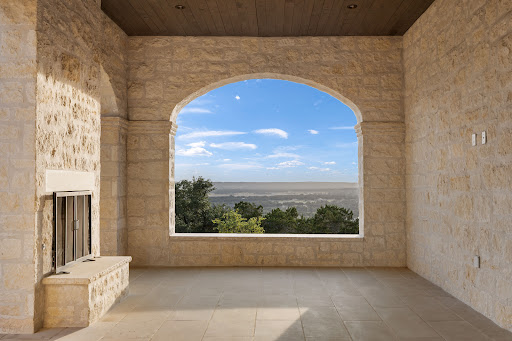 Buy this luxury property in Fredericksburg (United States)