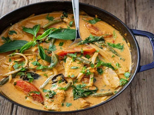 Prawns Red Thai  Curry (Serves 1-2)