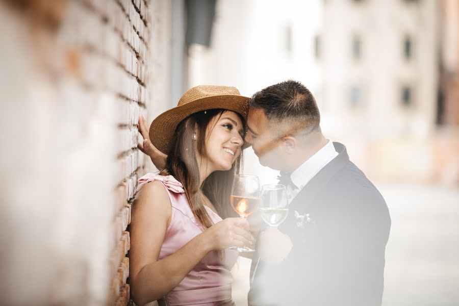 Fotografo di matrimoni Vitalik Gandrabur (ferrerov). Foto del 1 luglio 2021