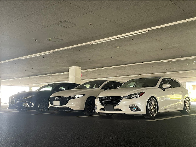 MAZDA3の納車1年記念・納車から現在までの愛車・使い回しごめんなさい・改めてよろしくお願いします🙇‍♂️に関するカスタム事例の投稿画像5枚目