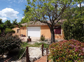 maison à Grambois (84)