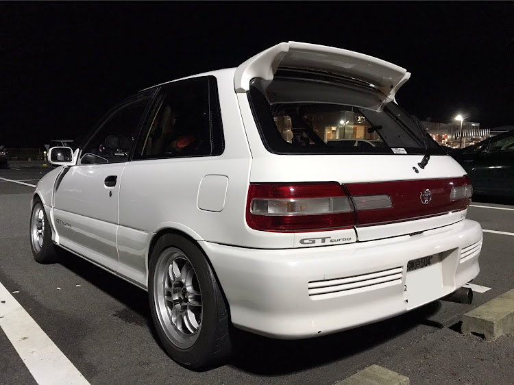 スターレットのもちやスタヴィミーティング・遠征に関するカスタム事例の投稿画像1枚目