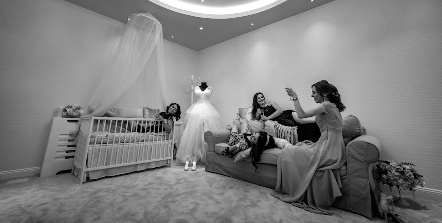 結婚式の写真家Claudiu Mladin (clau)。2020 10月7日の写真